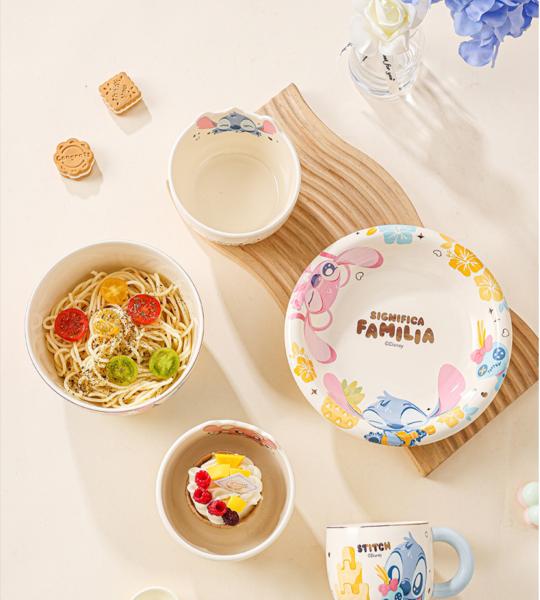 طقم طعام ستيتش