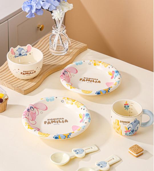 طقم طعام ستيتش